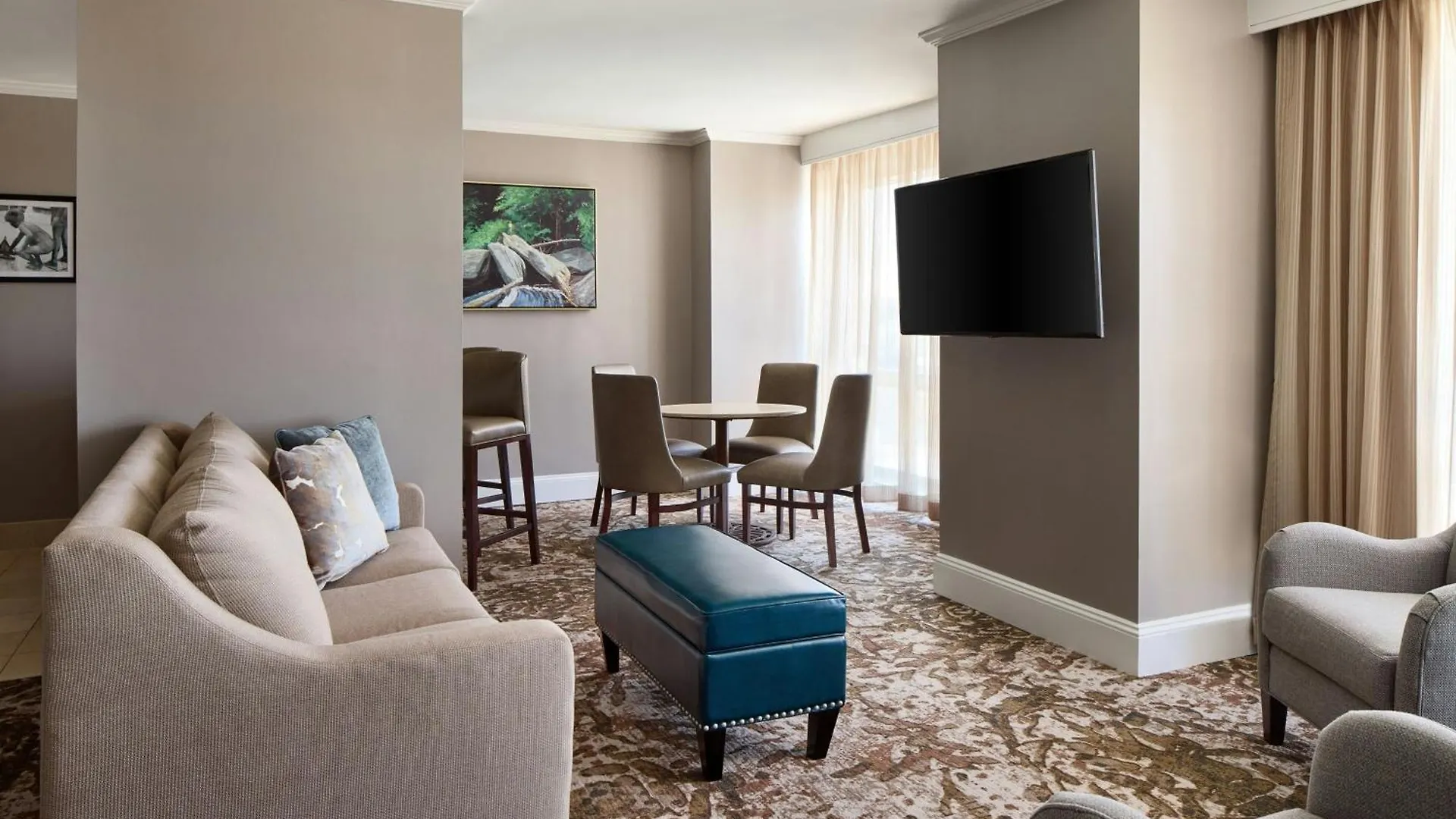 Residence Inn Charlotte Uptown 3*,